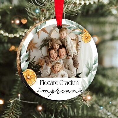 Alternative view of Decoratiune brad Magic Christmas - Decoratiune din lemn personalizata cu fotografie pentru pomul de Craciun